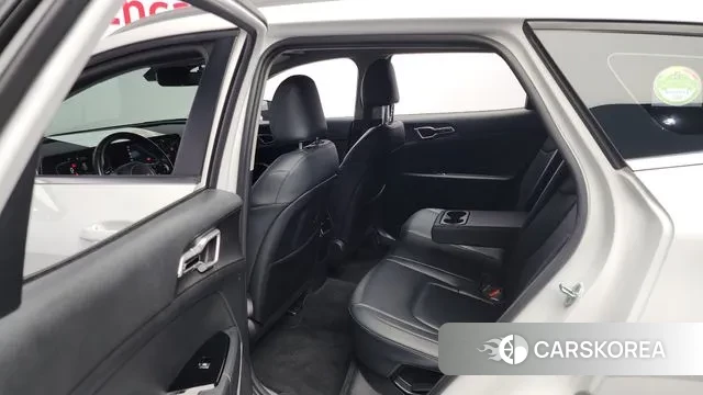 Kia Sportage 5th Generation 2022 Белый из Кореи, фото 3