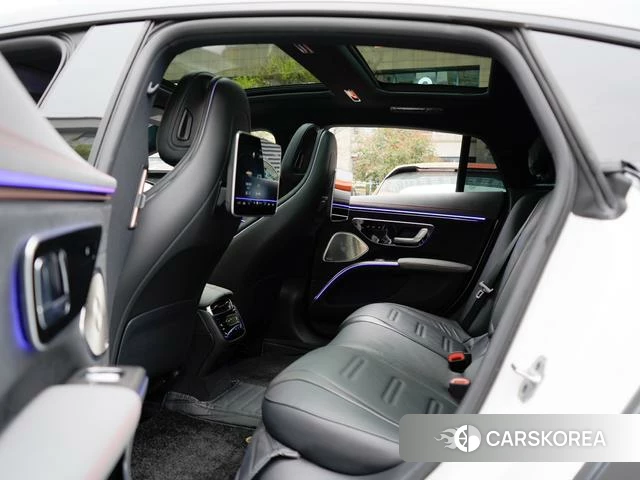 Mercedes-Benz EQS AMG 2024 Темно-серый из Китая, фото 3