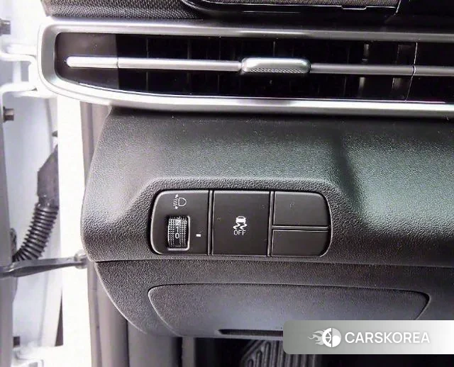 Hyundai The New Avante (CN7) 2025 Белый из Кореи, фото 3