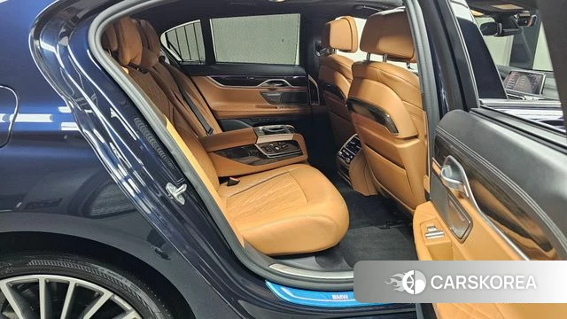 BMW 7 Series (G11) 2020 Черный из Кореи, фото 3