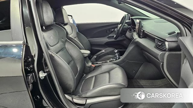 Hyundai Veloster (JS) 2021 Черный из Кореи, фото 3