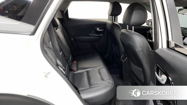 Kia Niro 2019 Белый из Кореи, фото 3