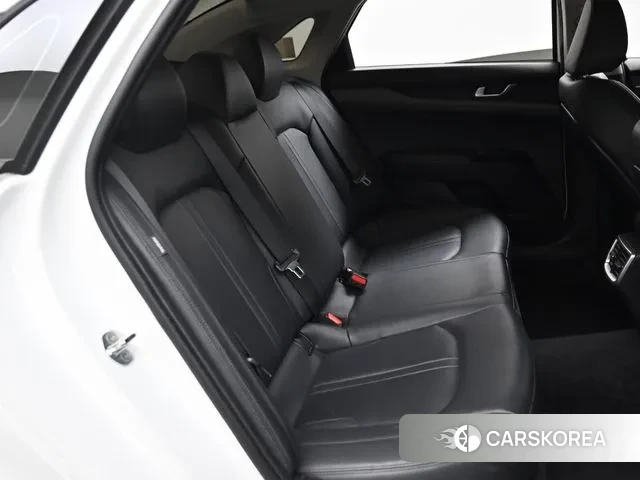Kia K5 3rd generation 2021 Белый из Кореи, фото 3