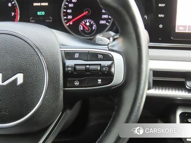 Kia K5 3rd generation 2022 Белый из Кореи, фото 3