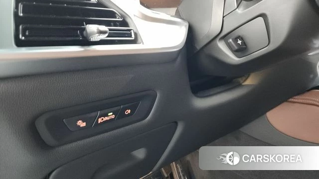 BMW X6 (G06) 2025 Белый из Кореи, фото 3