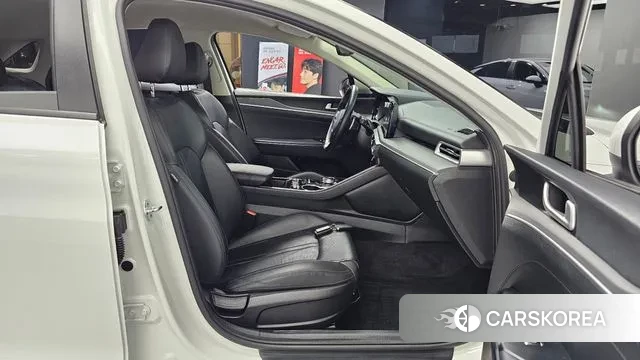 Kia K5 3rd generation 2022 Белый из Кореи, фото 3