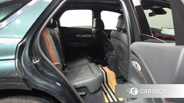 Genesis GV70 2021 Зеленый из Кореи, фото 3