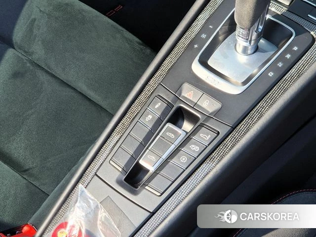 Porsche 911 2018 Серебряный из Кореи, фото 3