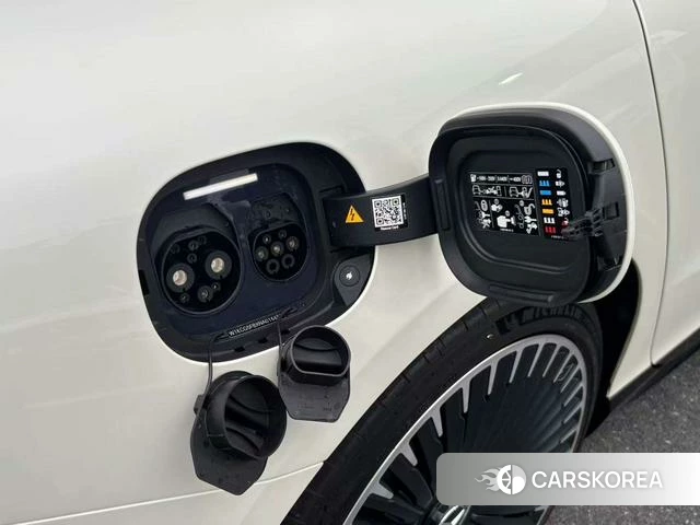 Mercedes-Benz EQS AMG 2025 Белый из Китая, фото 3