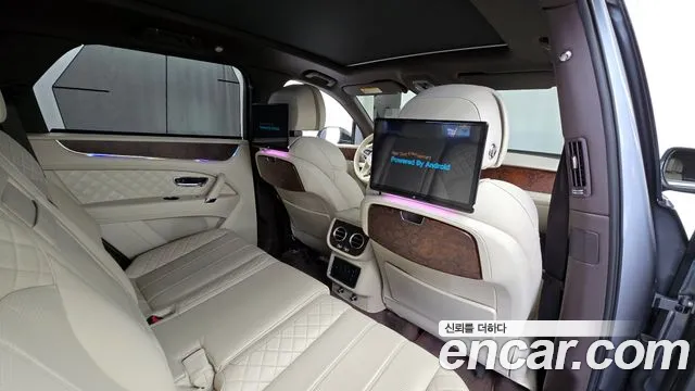 Bentley Bentayga 2018 Темно-зеленый из Кореи, фото 3