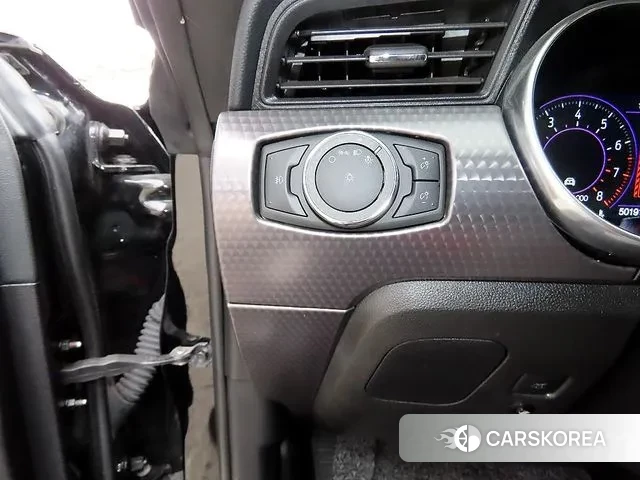 Ford Mustang 2019 Черный из Кореи, фото 3