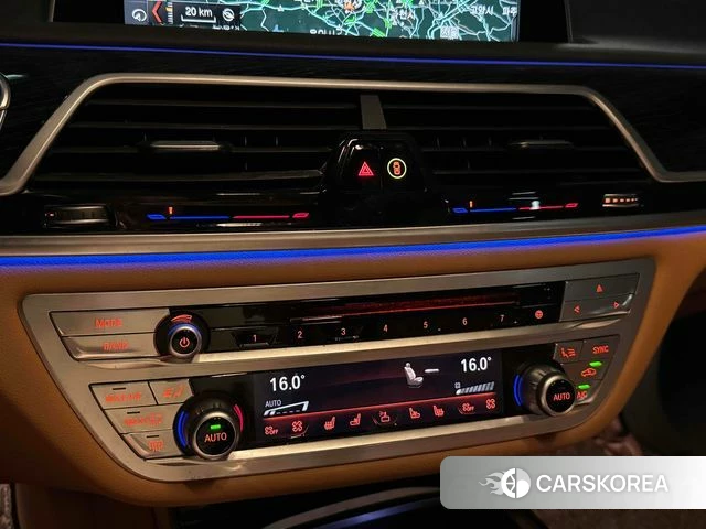 BMW 7 Series (G11) 2018 Черный из Кореи, фото 3