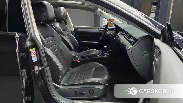 Volkswagen Arteon 2018 Черный из Кореи, фото 3