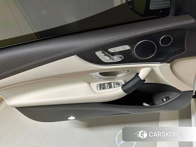 Mercedes-Benz E-Class W213 2018 Белый из Кореи, фото 3