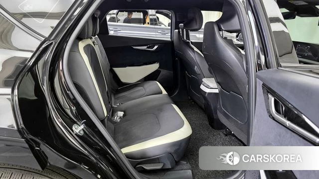 Kia EV6 2023 Черный из Кореи, фото 3