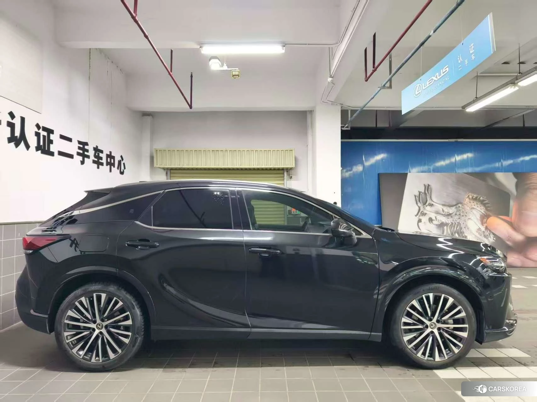 Lexus RX PHEV 2023 Черный из Китая, фото 3