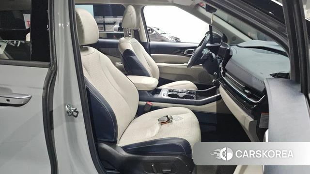 Kia The New Carnival 4th Generation 2024 Серебристо-серый из Кореи, фото 3