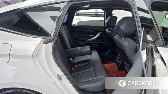 BMW 3 Series GT (F34) 2020 Белый из Кореи, фото 3