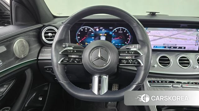 Mercedes-Benz E-Class W213 2021 Черный из Кореи, фото 3