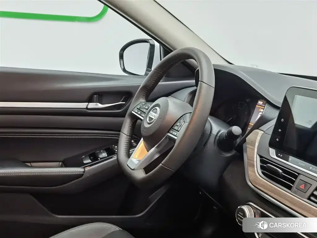 Nissan Altima 2022 Silver/gray из Китая, фото 3
