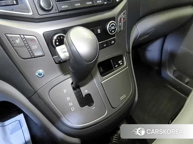 Hyundai The New Grand Starex 2020 Желтый из Кореи, фото 3