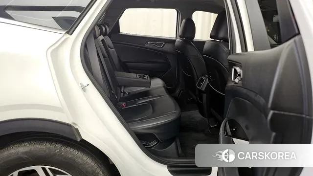 Kia Sportage 5th Generation 2022 Белый из Кореи, фото 3