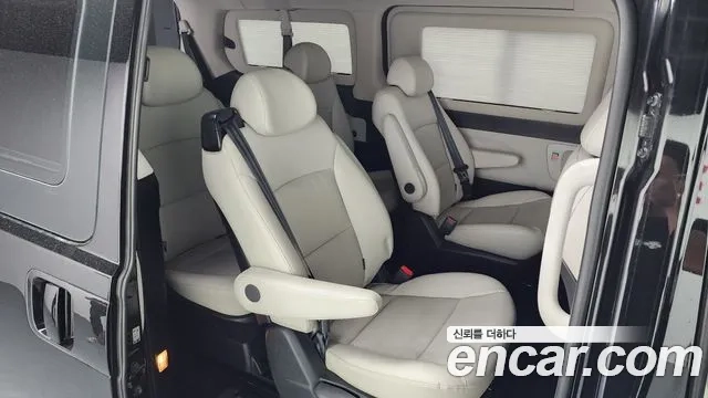 Hyundai The New Grand Starex 2018 Черный из Кореи, фото 3