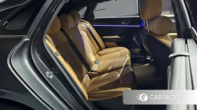 Kia K5 3rd generation 2023 Серый из Кореи, фото 3