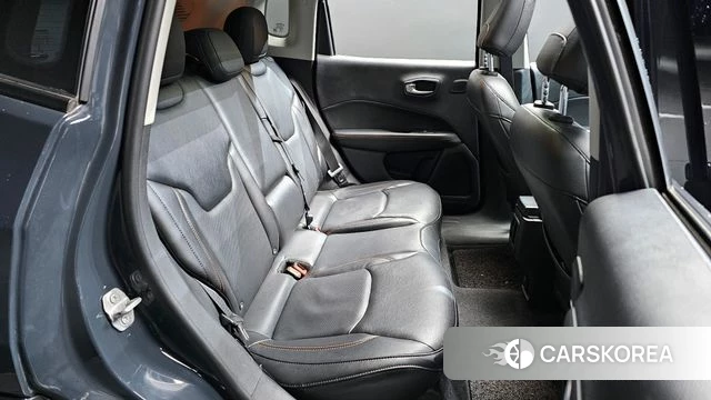 Jeep Compass 2nd Generation 2018 Серый из Кореи, фото 3