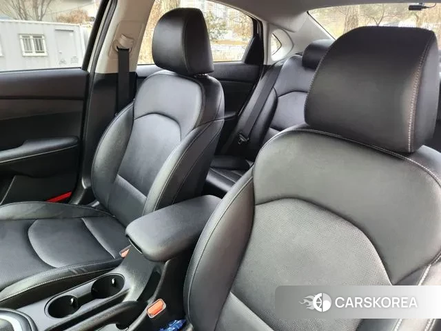 Kia Come New K3 2021 Белый из Кореи, фото 3