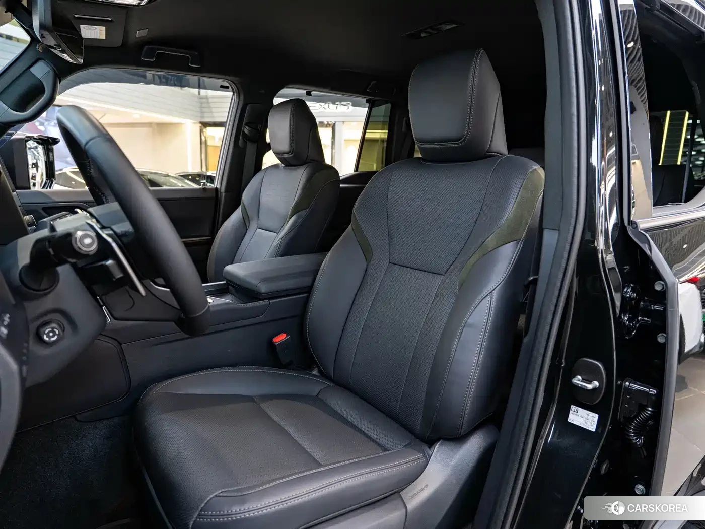Lexus GX 2025 Черный из Китая, фото 3