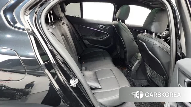 BMW 1 Series (F40) 2022 Черный из Кореи, фото 3