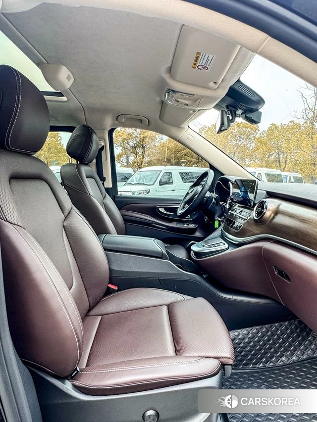 Mercedes-Benz V-class 2024 Черный из Китая, фото 3