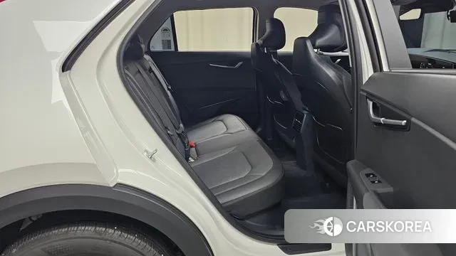 Kia Di Ol Nu Niro 2025 Белый из Кореи, фото 3