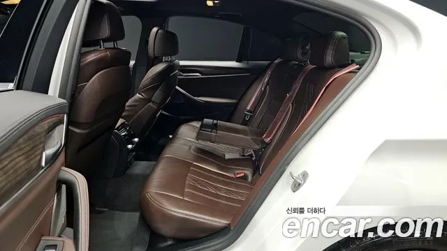 BMW 5 Series (G30) 2021 Белый из Кореи, фото 3