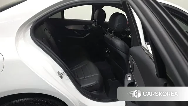 Mercedes-Benz C-Class W205 2020 Белый из Кореи, фото 3