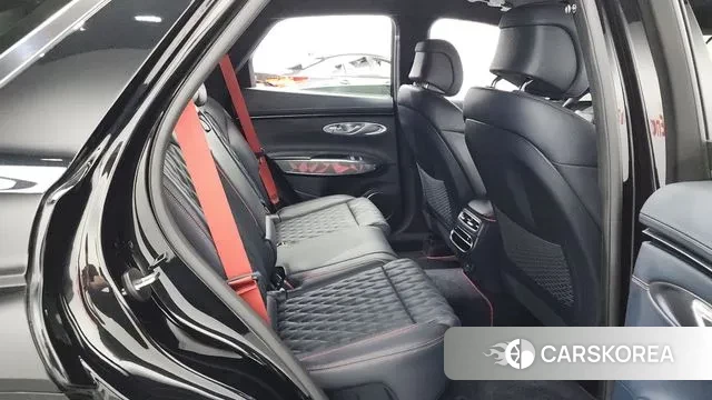 Genesis GV70 2023 Черный из Кореи, фото 3