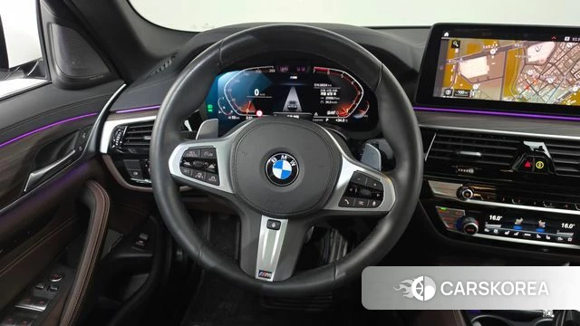 BMW 5 Series (G30) 2021 Белый из Кореи, фото 3