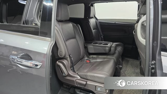 Honda Odyssey 2018 Серый из Кореи, фото 3