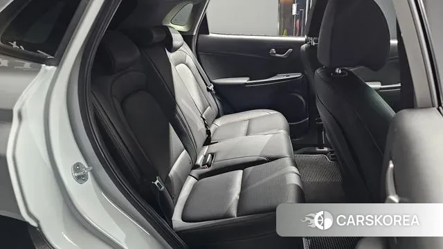 Hyundai Kona 2018 Белый из Кореи, фото 3