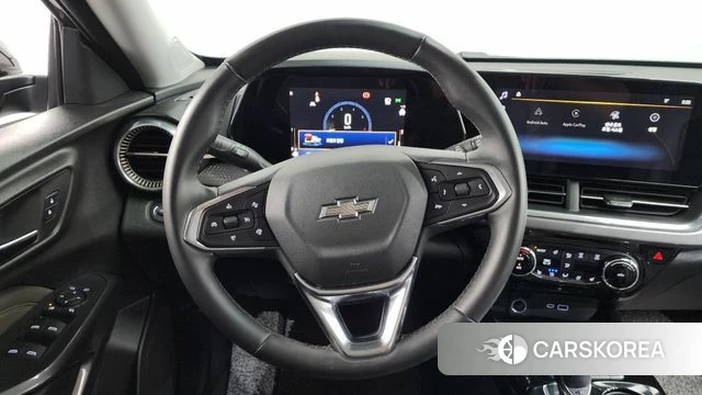 Chevrolet (GM Daewoo) Trax Crossover 2023 Черный из Кореи, фото 3