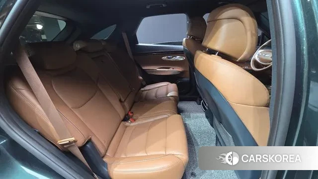 Genesis GV70 2022 Темно-зеленый из Кореи, фото 3