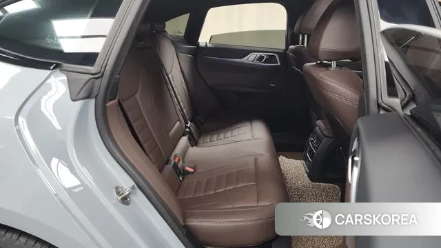 BMW 4 Series (G22) 2021 Серый из Кореи, фото 3