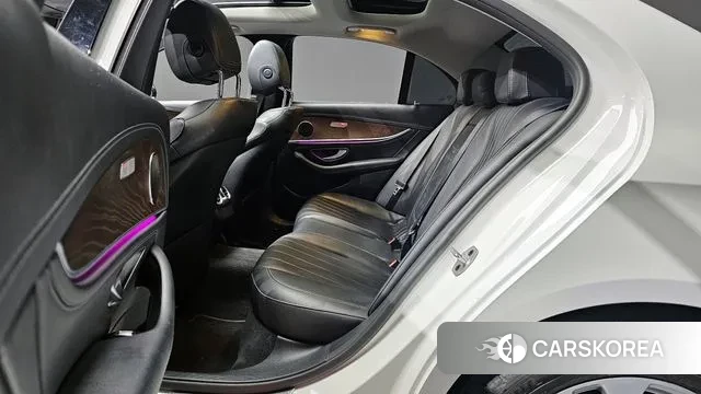 Mercedes-Benz E-Class W213 2019 Белый из Кореи, фото 3