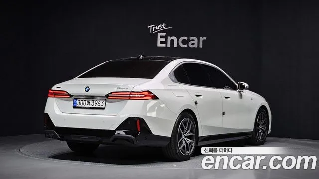 BMW 5 Series (G60) id 2668067 из Кореи 3