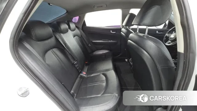 Kia The New K5 2nd generation 2018 Белый из Кореи, фото 3