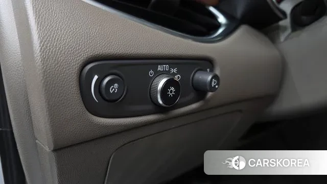 Chevrolet (GM Daewoo) All New Malibu 2018 Серебристо-серый из Кореи, фото 3