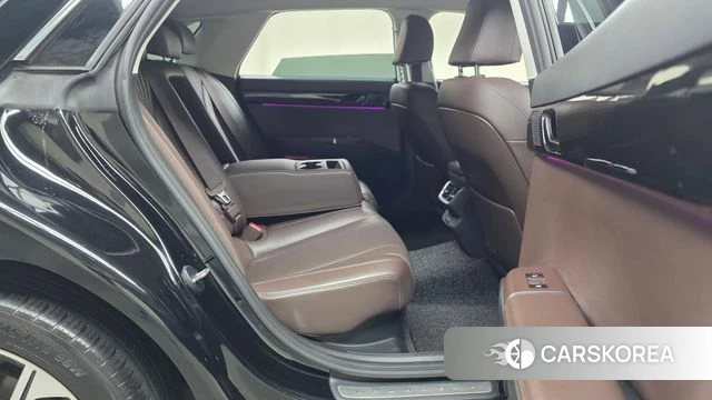 Hyundai Grandeur Hybrid (GN7) 2023 Черный из Кореи, фото 3