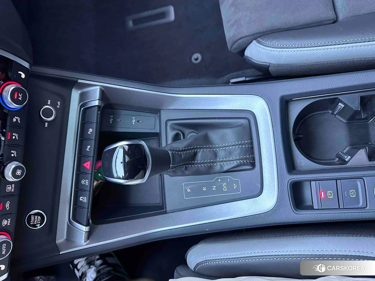 Audi Q3 2022 Зеленый из Китая, фото 3