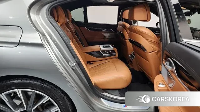 BMW 7 Series (G11) 2022 Серебряный из Кореи, фото 3